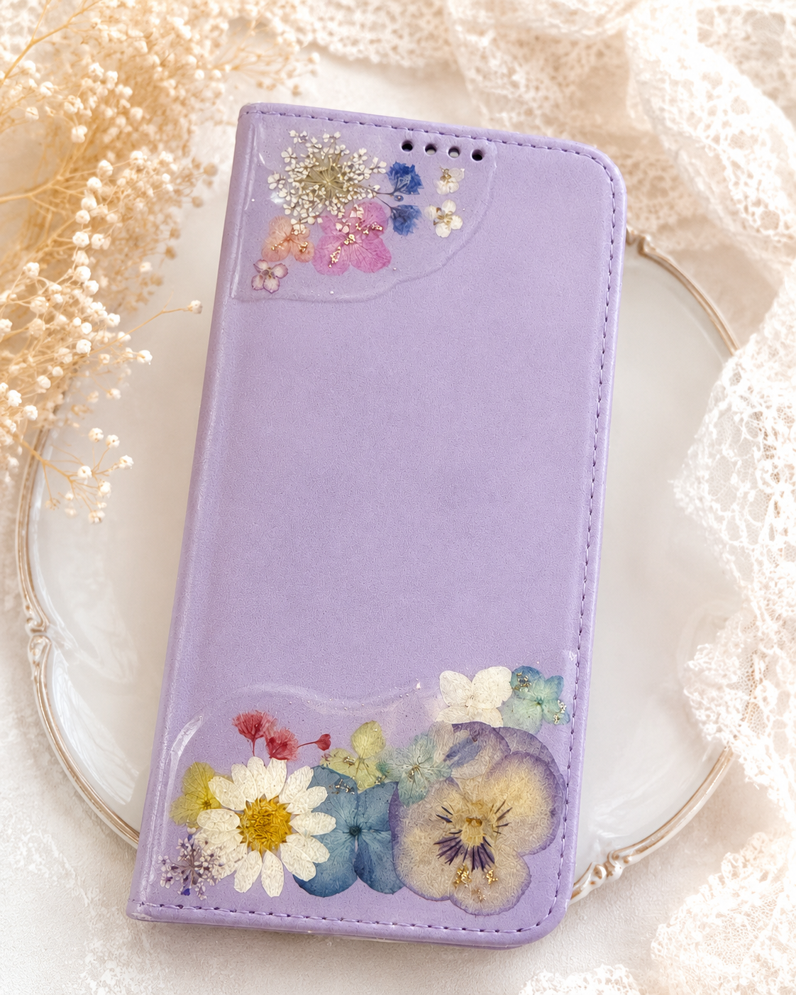 レジュフラワーのスマホケース作品