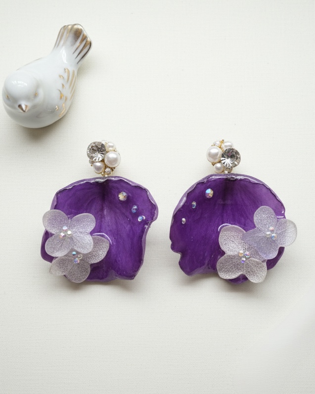 レジュフラワーのピアス・イヤリング作品